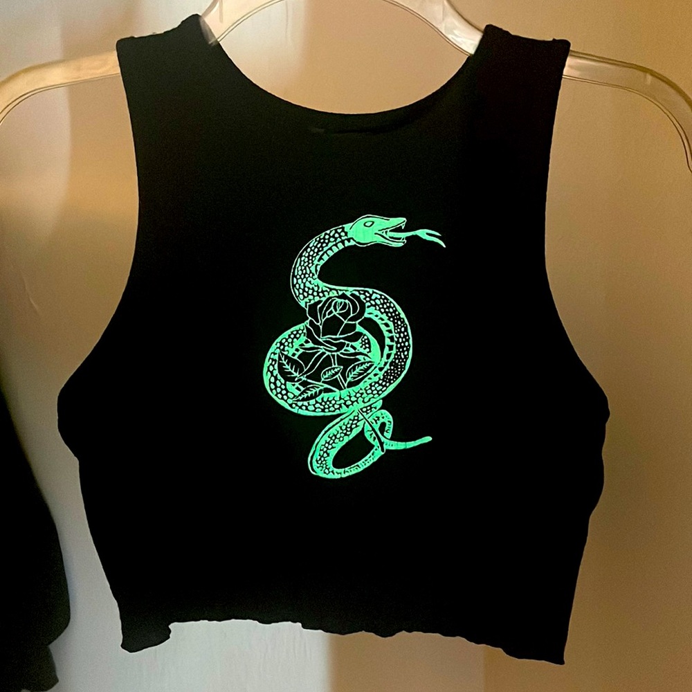 Cropped Black Tank Top with Green Snake